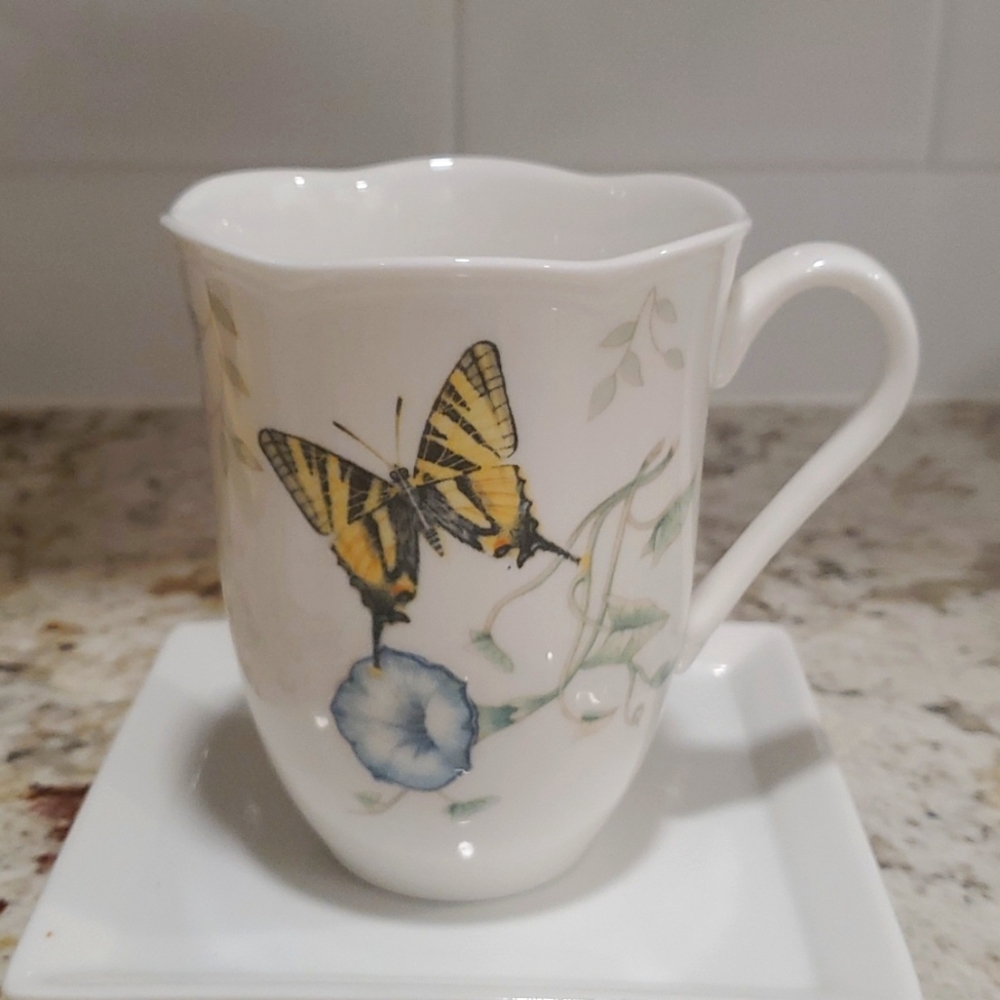 Lenox Butterfly Garden Swallowtail mug